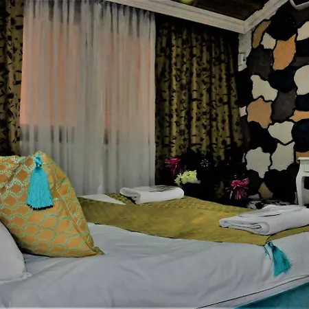 The Trip Old Отель